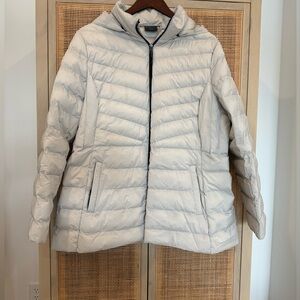 32 Degrees Heat Jacket - Women's Cream Hooded Puffer Jacket, XXL NWOT